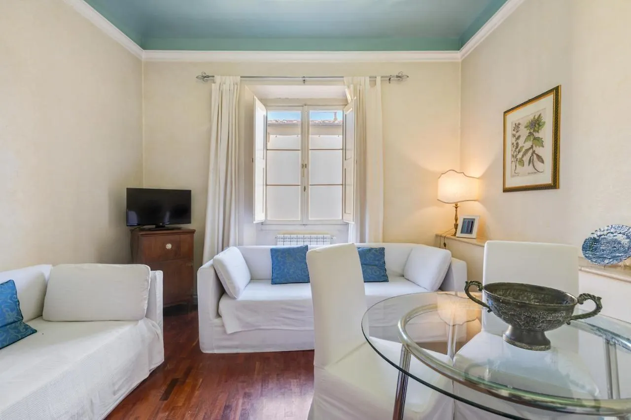 Pietre Dure Apartment Florence Italy